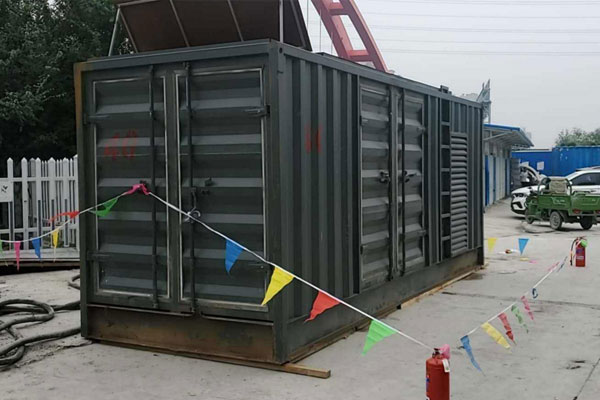 惠东发电机租赁空气滤清器多久更换一次？